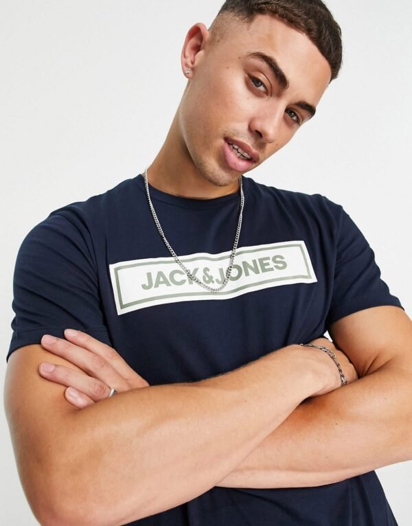 Jack & Jones - Originals - T-shirt met groot logo op de borst in marineblauw