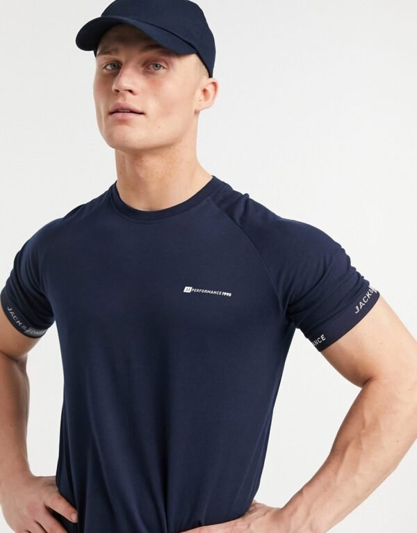 Jack & Jones - Core Performance - T-shirt met mouwen met logo in marineblauw